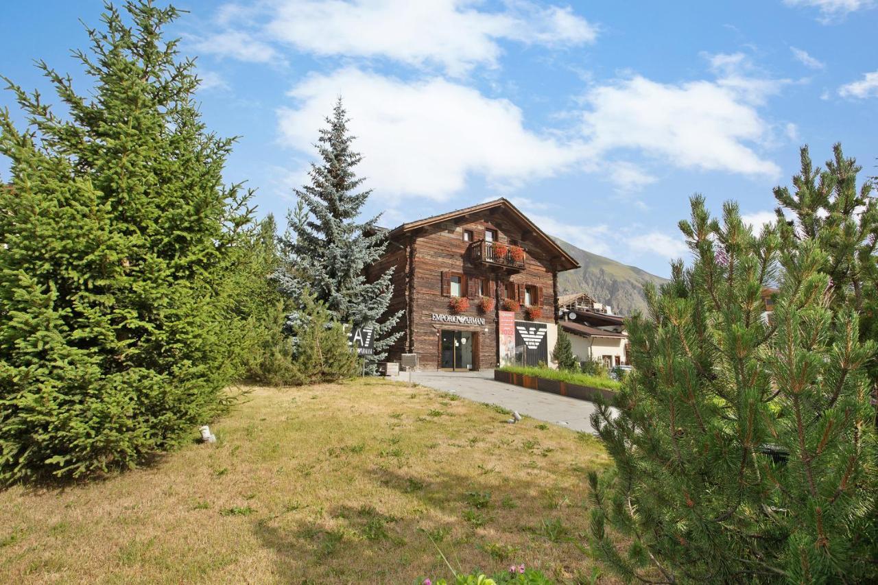 Appartamento Nonna Engadina Chalet ลีวินโญ ภายนอก รูปภาพ