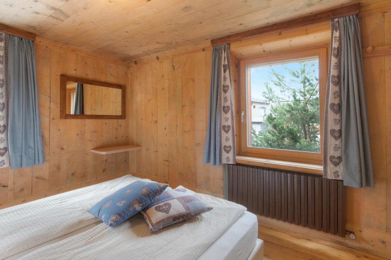 Appartamento Nonna Engadina Chalet ลีวินโญ ภายนอก รูปภาพ